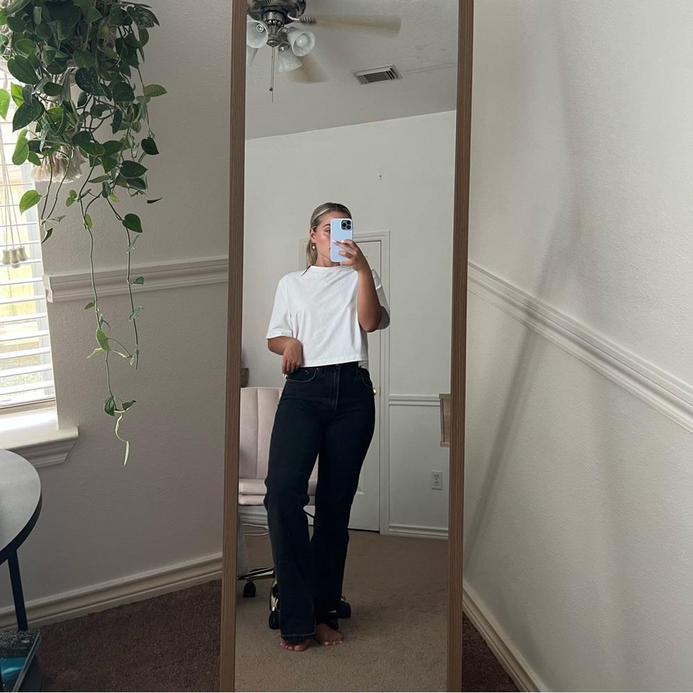 Abercrombie & Fitch 90s Relaxed Jean Ultra High Rise- Black. Size 26/2 short - Picture 1 of 6
